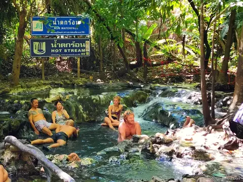 Tiger Cave Temple, Emerald Pool and Hot Springs Tour: moments from the tour